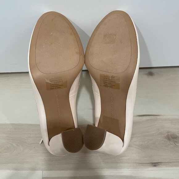 Banana Republic Nude/Cream Heels Size Women's 7 Ankle Strap Round Toe - Picture 11 of 13